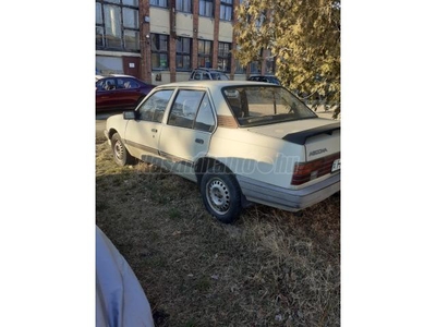 OPEL ASCONA 1.3 Berlina