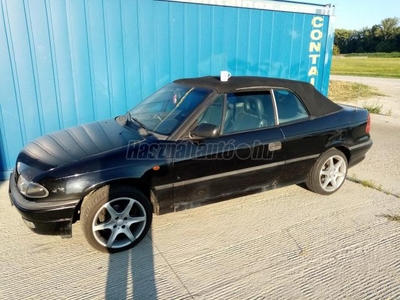 OPEL ASTRA F Cabrio bertone