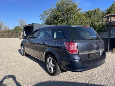 OPEL ASTRA H 1.4 Essentia