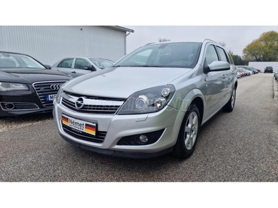 OPEL ASTRA H Caravan 1.6 Enjoy TEMPOMAT.NAVIGÁCIÓ.XENON.KÖNNYŰFÉM FELNI