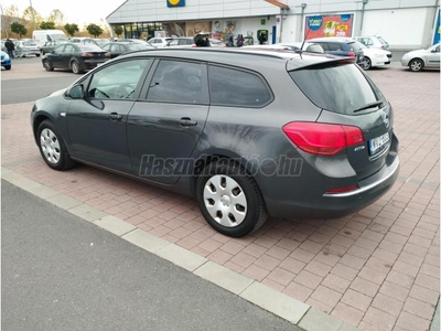 OPEL ASTRA J Sports Tourer 1.4 T LPG Selection