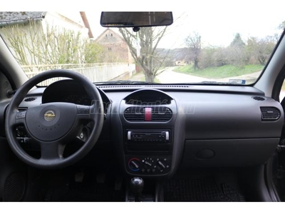 OPEL CORSA 1.2 16V Elegance