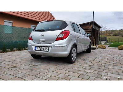 OPEL CORSA D 1.2 Cosmo