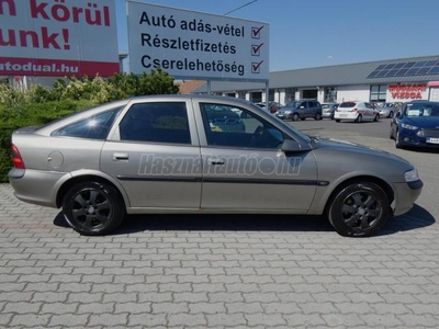 OPEL EGYÉB VECTRA- B 2.0 16V Aut