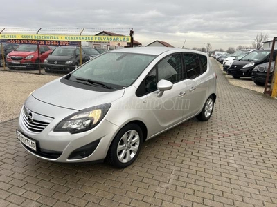 OPEL MERIVA B 1.4 T Cosmo