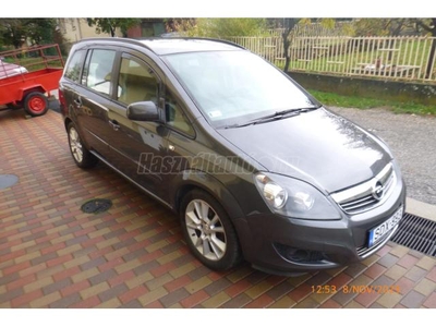 OPEL ZAFIRA B 1.8 Cosmo