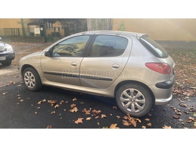 PEUGEOT 206 1.4 HDi Urban Plus