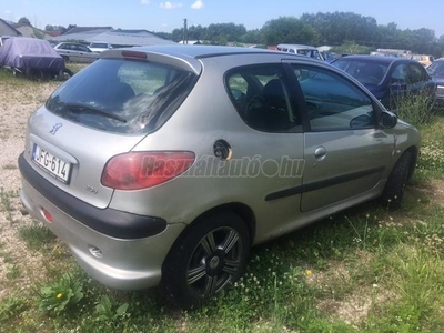 PEUGEOT 206 1.4 Look