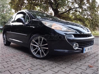 PEUGEOT 207 1.4 16V Sporty