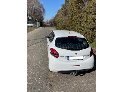 PEUGEOT 208 1.6 BlueHDi Active