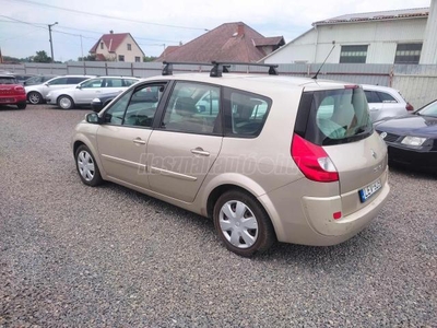 RENAULT GRAND SCENIC Scénic 1.6 Dynamique