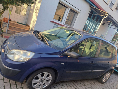 RENAULT SCENIC Scénic 1.4 Authentique