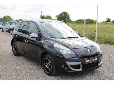 RENAULT SCENIC Scénic 1.6 16V TomTom