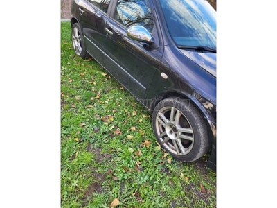 SEAT LEON 1.9 TDI Stella