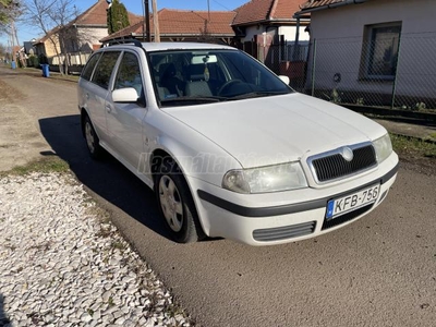 SKODA OCTAVIA Combi 1.6 Classic