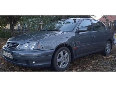 TOYOTA AVENSIS 1.6 Linea Sol