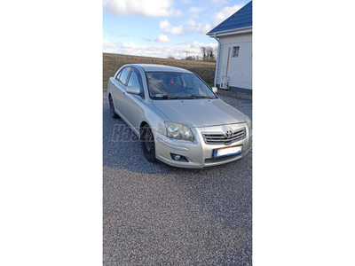 TOYOTA AVENSIS 1.8 Sol Technic