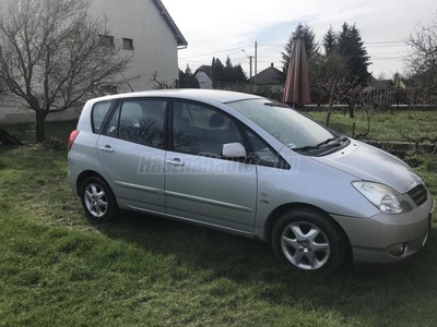 TOYOTA COROLLA VERSO 2.0 D-4D Linea Sol