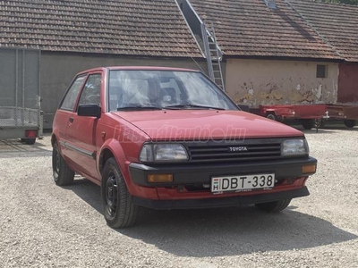 TOYOTA STARLET 1.0 XL