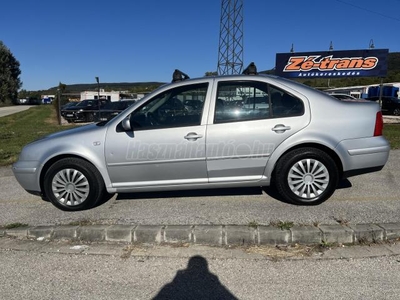 VOLKSWAGEN BORA 1.6 Comfortline