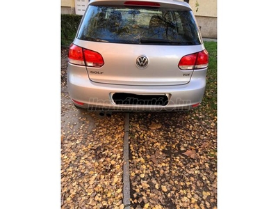 VOLKSWAGEN GOLF VI 2.0 TDi Highline Törésmentes. Gyári fény