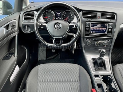 VOLKSWAGEN GOLF VII Variant 1.0 TSI BMT Trendline / Akár 1 Év Garancia!/ 42eKm/ Rendszeresen karbantartott!/ Megkímélt!