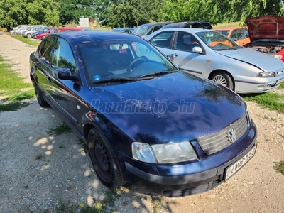 VOLKSWAGEN PASSAT 1.9 TDI Highline