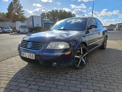 VOLKSWAGEN PASSAT 2.8 Comfortline 4Motion Tiptronic ic