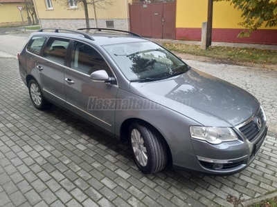 VOLKSWAGEN PASSAT Variant 1.9 PD TDI Comfortline Kéziváltós! Navigáció! Szervízkönyv!