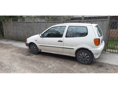 VOLKSWAGEN POLO III 1.0 50 First