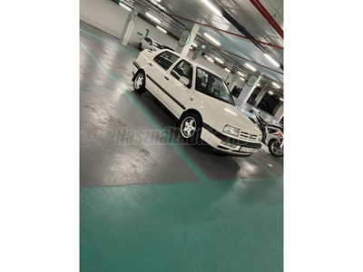 VOLKSWAGEN VENTO 1.8 GL