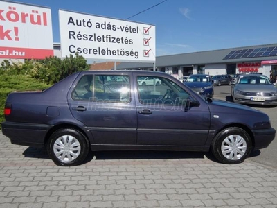 VOLKSWAGEN VENTO 1.9 TD CL