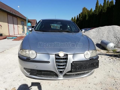 ALFA ROMEO 147 1.9 JTD Distinctive Full extra