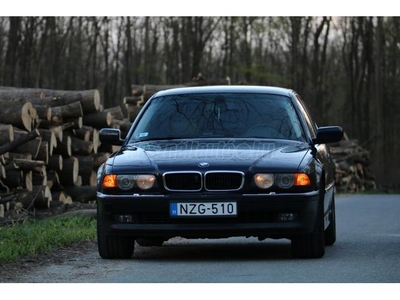 BMW 740d (Automata) INDIVIDUAL - restaurálásra