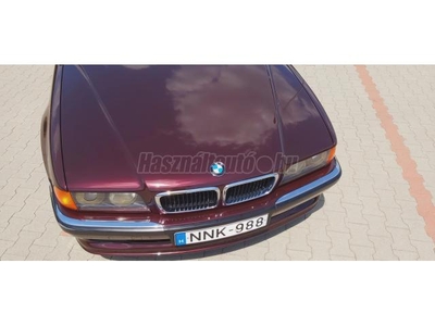 BMW 740i