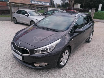 KIA CEE'D SW 1.6 CRDI FIFA Limited ülésfűtés. kormányfűtés. horog. radar