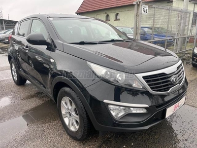 KIA SPORTAGE 1.7 CRDi LX NAVI TOLATÓKAMERA MULTIKORMANY DIG.KLIMA TEMPOMAT BLUETOOTH