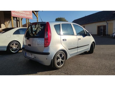 MITSUBISHI COLT 1.3 Instyle FRISS MŰSZAKI.EREDETI 105917KM. KLIMA. ROZSDAMENTES. ÚJSZERŰ TÉLI NYÁRI GUMIK