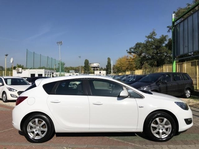 OPEL ASTRA J 1.6 CDTI Start-Stop Enjoy DÍZEL 156.000 Km VÉGIG VEZETETT SZERVIZKÖNYV GYÁRI FÉNYEZÉS