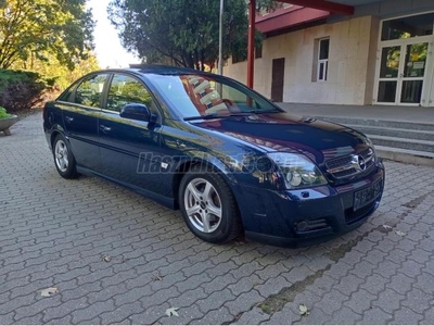 OPEL VECTRA 1.8 GTS Elegance