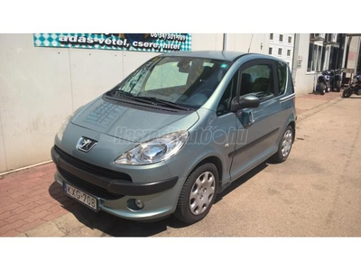 PEUGEOT 1007 1.4 16V Trendy