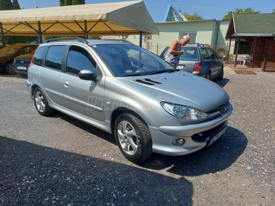 PEUGEOT 206 SW 1.4 16V Quiksilver