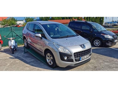 PEUGEOT 3008 1.6 HDi Premium