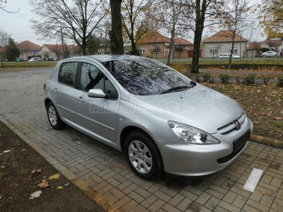 PEUGEOT 307 1.6 X-Design