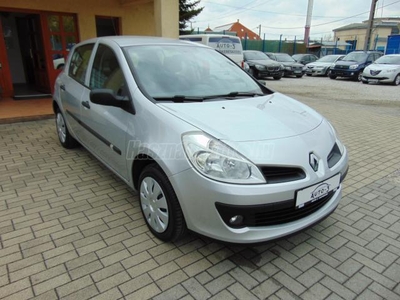 RENAULT CLIO 1.2 16V Expression 140 ezer km