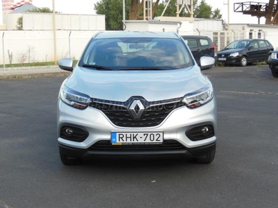 RENAULT KADJAR 1.3 TCe Zen Márkaker.-ből. Garanciális. Magyar. 1. tulajdonos. szervizkönyves!