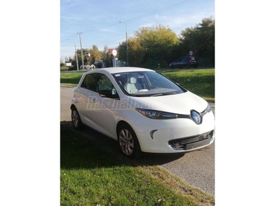 RENAULT ZOE Intens Q210 6000!!! KM GYÖNGYHÁZ FEHÉR SAJÁT AKKU