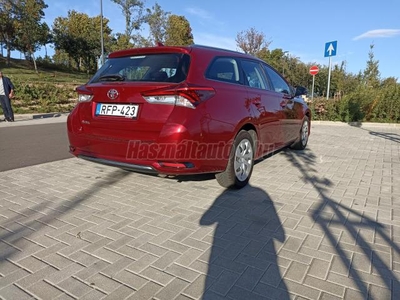 TOYOTA AURIS 1.6 Active MY17