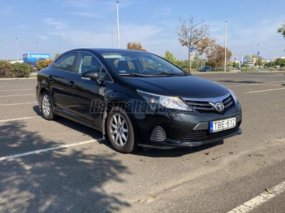 TOYOTA AVENSIS 1.6 Terra