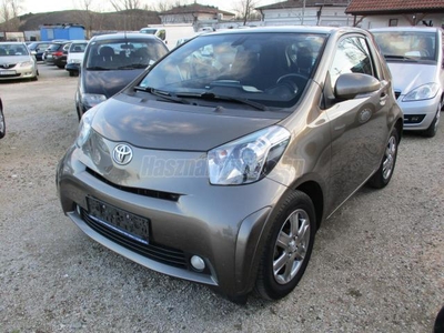 TOYOTA IQ 1.0 Eco